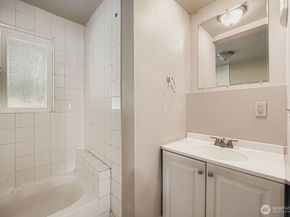 5040 35th Avenue SW, Seattle WA 98126