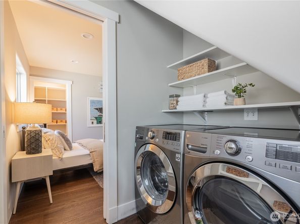 2542 Westlake Avenue N 5, Seattle WA 98109