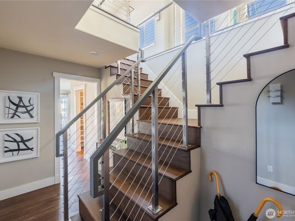 2542 Westlake Avenue N 5, Seattle WA 98109