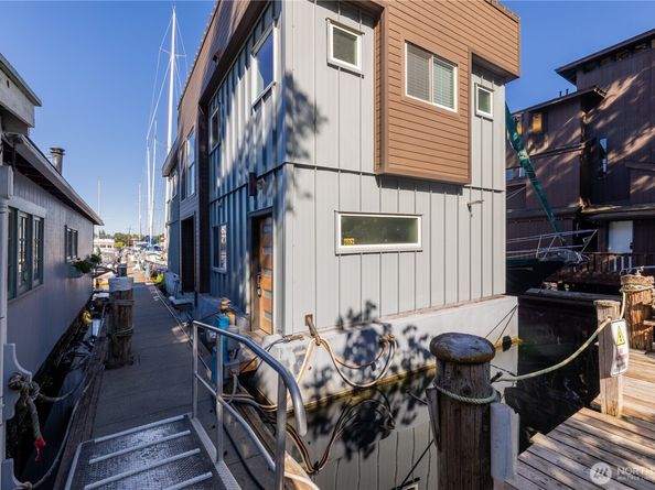 2542 Westlake Avenue N 5, Seattle WA 98109