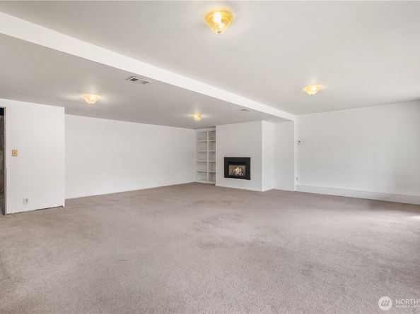 13427 90th Avenue NE, Kirkland WA 98034