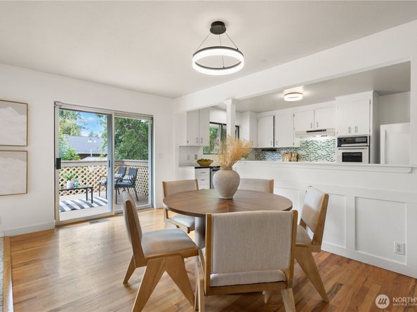 13427 90th Avenue NE, Kirkland WA 98034