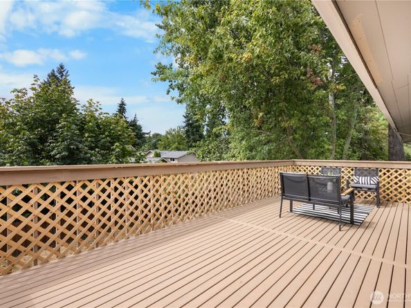 13427 90th Avenue NE, Kirkland WA 98034