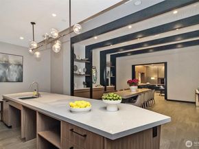 188 Bellevue Way NE 1905, Bellevue WA 98004