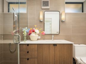 2816 Boyer Avenue E B, Seattle WA 98102