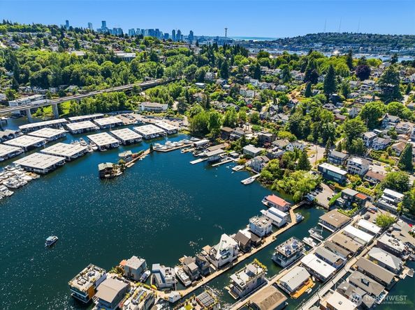 2816 Boyer Avenue E B, Seattle WA 98102