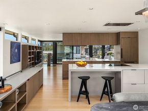 2816 Boyer Avenue E B, Seattle WA 98102