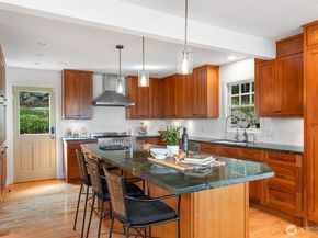 903 Lakeside Avenue S, Seattle WA 98144