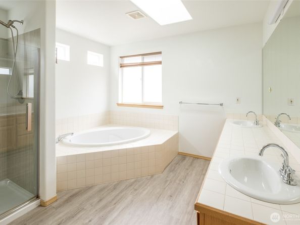 17610 14th Place W, Lynnwood WA 98037