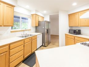 17610 14th Place W, Lynnwood WA 98037