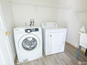 17610 14th Place W, Lynnwood WA 98037