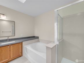 16704 Cobblestone Drive, Lynnwood WA 98037