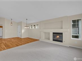16704 Cobblestone Drive, Lynnwood WA 98037