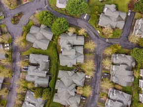 16704 Cobblestone Drive, Lynnwood WA 98037