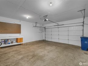 16704 Cobblestone Drive, Lynnwood WA 98037
