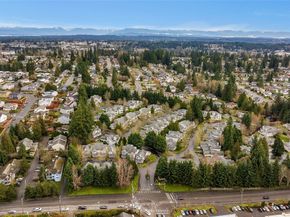 16704 Cobblestone Drive, Lynnwood WA 98037
