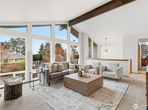 16543 NE 46th Street, Redmond WA 98052