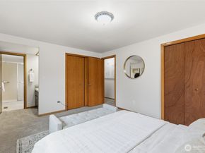 16543 NE 46th Street, Redmond WA 98052