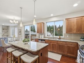 5236 NE 11th Court, Renton WA 98059