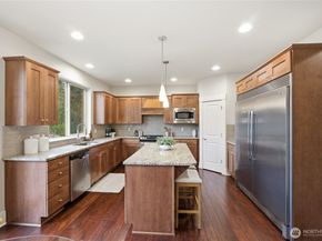 5236 NE 11th Court, Renton WA 98059