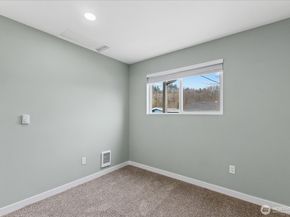 330 V Street SE, Auburn WA 98002