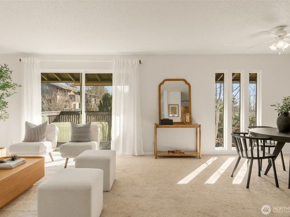 1425 S Puget Drive I5, Renton WA 98055