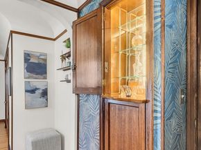 1120 17th Avenue 204, Seattle WA 98122