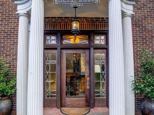 1120 17th Avenue 204, Seattle WA 98122