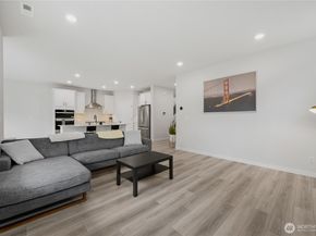 3360 SW Anchorage Lane, Port Orchard WA 98367