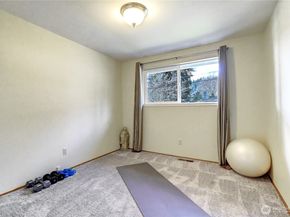 12128 95th Place NE, Kirkland WA 98034