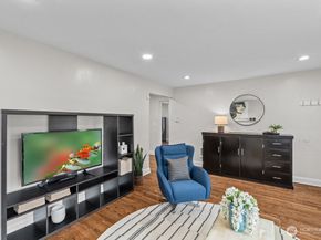 8250 Corliss Avenue N, Seattle WA 98103