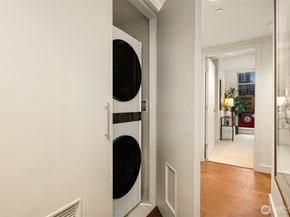 588 Bell Street 710S, Seattle WA 98121