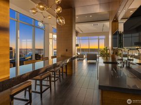 588 Bell Street 710S, Seattle WA 98121