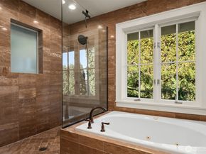 3645 92nd Avenue SE, Mercer Island WA 98040