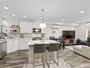 1422 E Cherry St, Seattle WA 98122