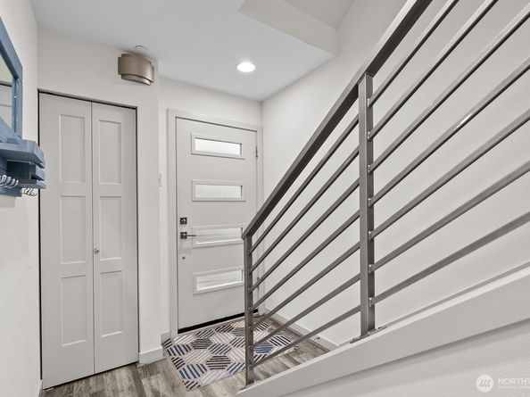 1422 E Cherry St, Seattle WA 98122