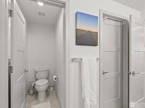 1422 E Cherry St, Seattle WA 98122