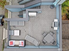 1422 E Cherry St, Seattle WA 98122