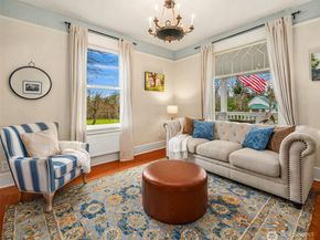 6007 SW 240th Street, Vashon WA 98070