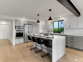 1942 7th Avenue W, Seattle WA 98119