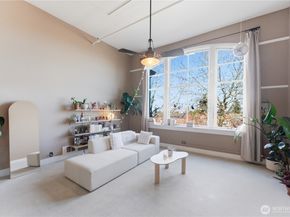 201 Galer 534, Seattle WA 98109