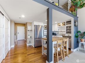 201 Galer 534, Seattle WA 98109