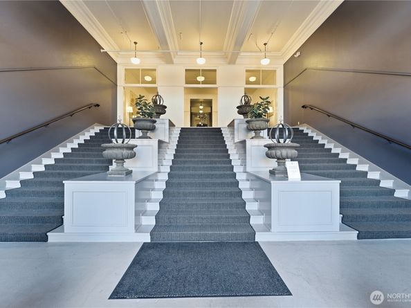 201 Galer 534, Seattle WA 98109