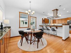 8118 NE 126th Street, Kirkland WA 98034