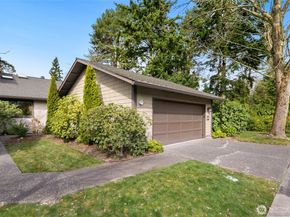 11917 Stendall Place N, Seattle WA 98133