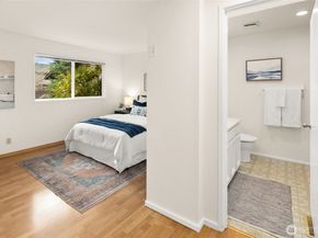 11917 Stendall Place N, Seattle WA 98133