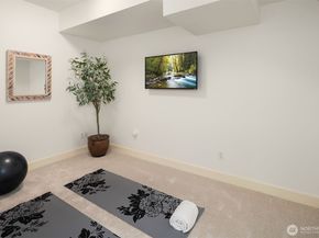 1262 173rd Avenue NE, Bellevue WA 98008