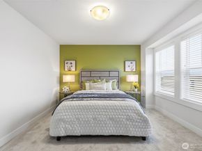 971 NE Ellis Drive 5.2, Issaquah WA 98029