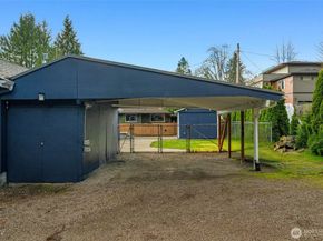 10723 Densmore Avenue N, Seattle WA 98133