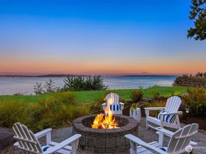 10668 NE Manor Lane, Bainbridge Island WA 98110